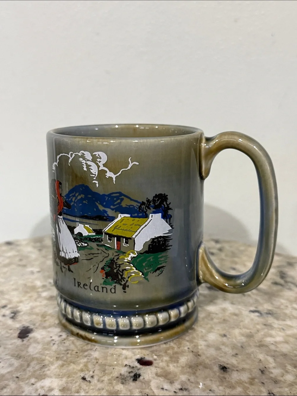 Vintage 1960’s WADE Irish Porcelain Scenic Ireland Village Coffee Mug 12 oz